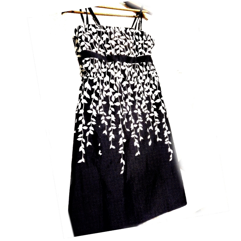 Ann Taylor LOFT black & white strapless dress